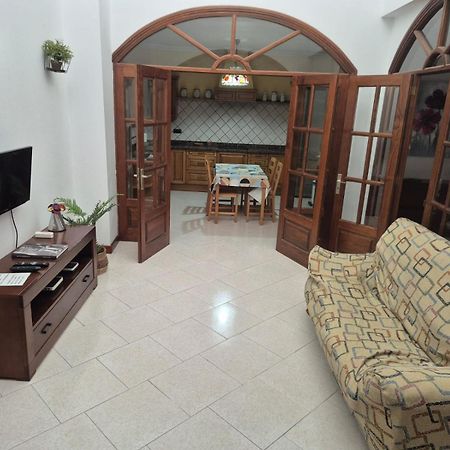 Suite Como En Casa Arrecife  Buitenkant foto